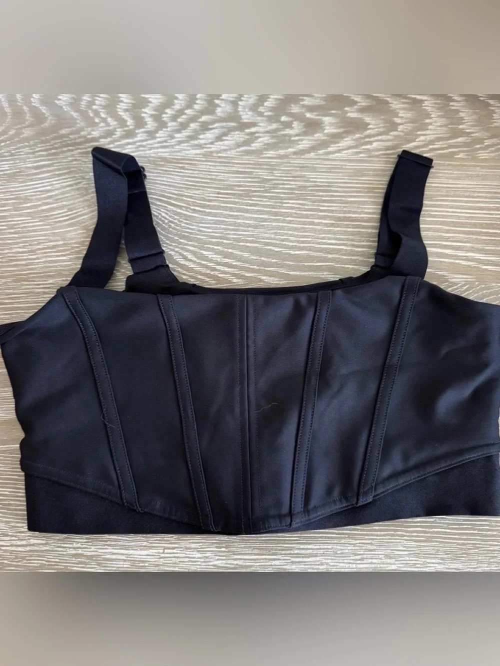 ALO Yoga sleek black